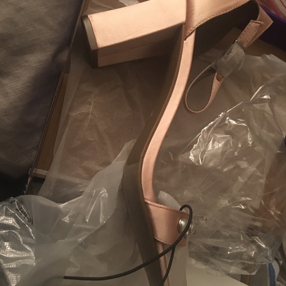 Blush heels - Picture 5 of 7